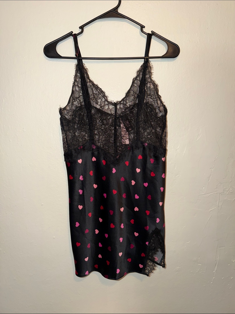 Victoria's Secret Black Lace-Trim Heart Slip with Pink & Red Hearts